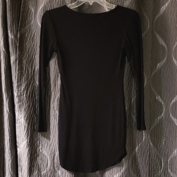 Lace-up mini dress - Picture 4 of 4